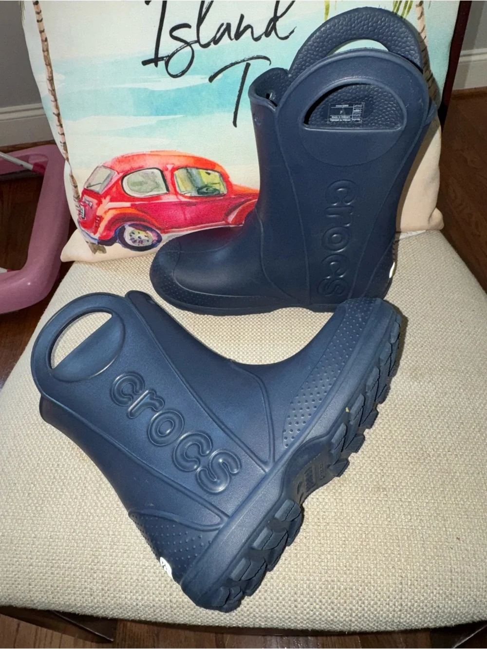 Crocs Kids Unisex Handle It Rain Boots in Navy Blue Size J1